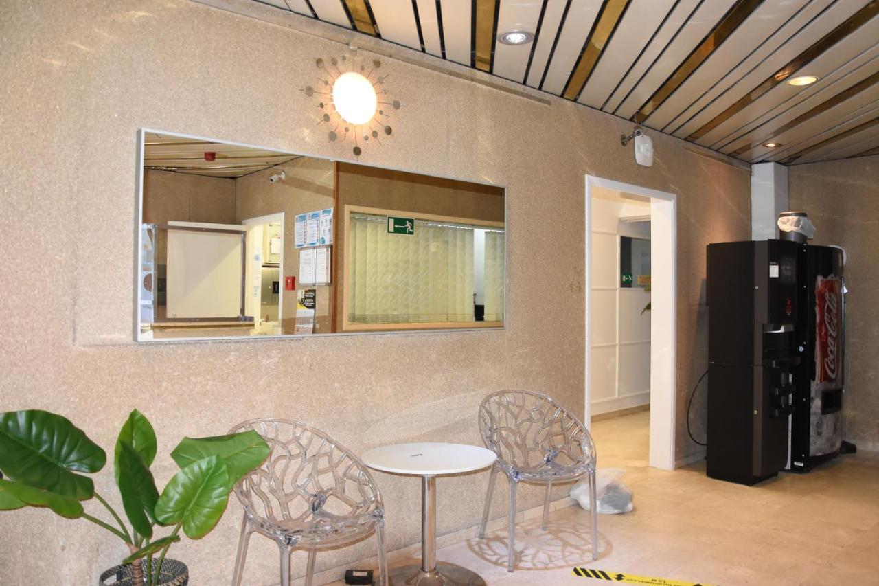 Sun Hotel Saint-Gilles Exterior foto