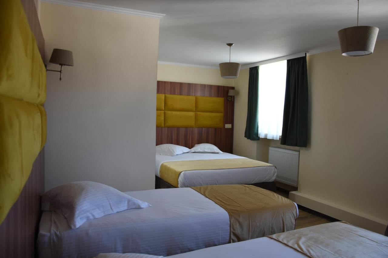 Sun Hotel Saint-Gilles Exterior foto